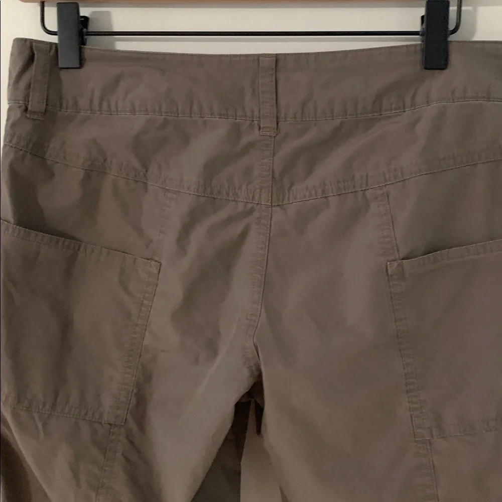 Patagonia Women’s Super Cali Roll Up Cargo Bermuda Shorts Gorpcore Hiking